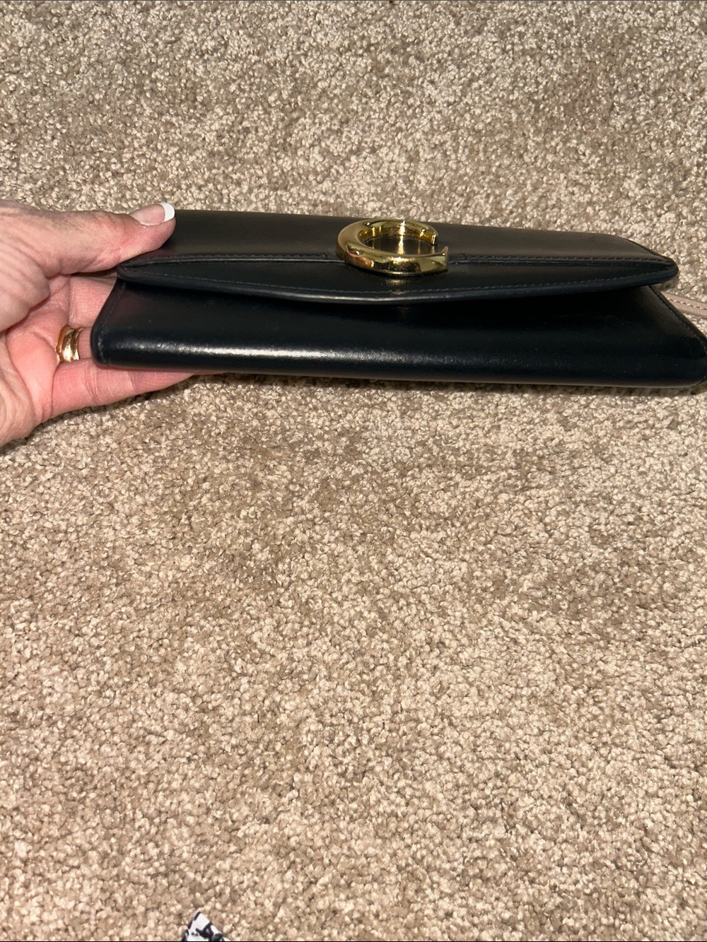 Chloe Black Leather Continental Wallet with Gold 'C' Hardware - Picture 16 of 16